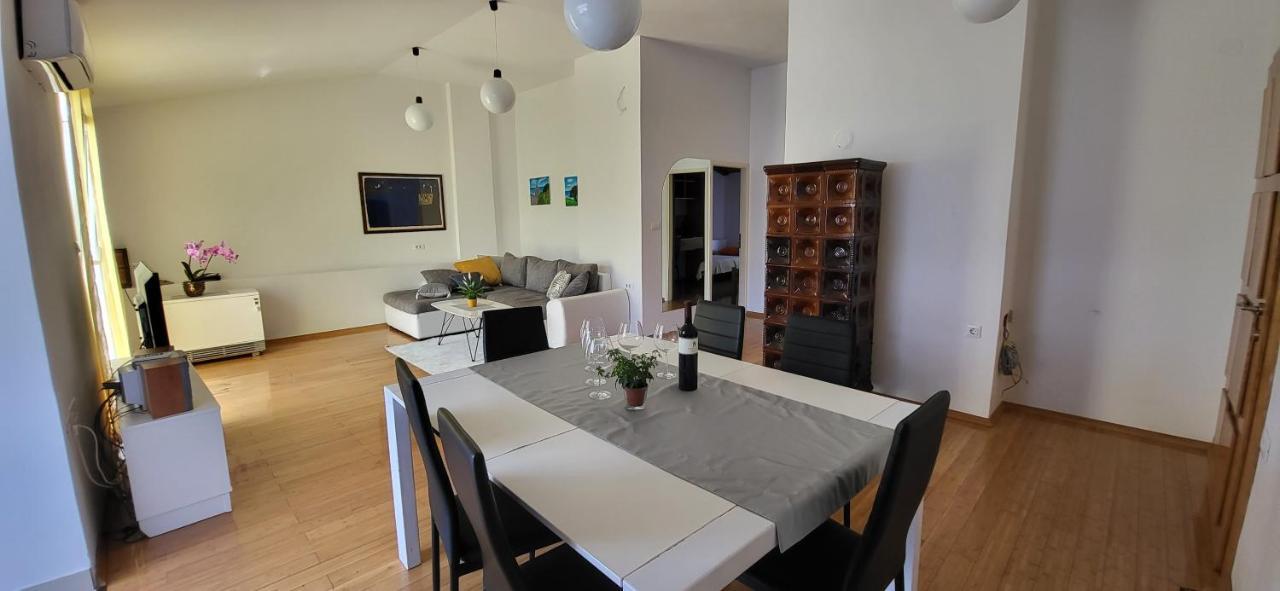 Apartment Petra Pekica Pula Exterior photo