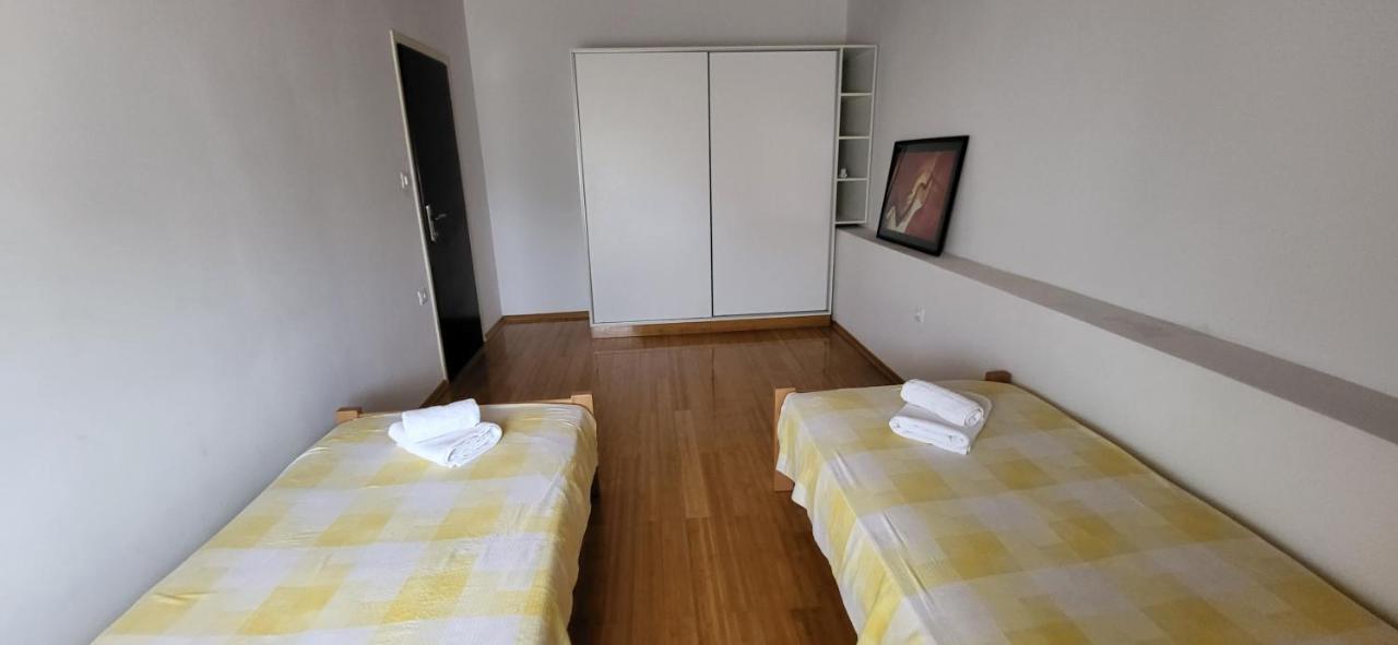 Apartment Petra Pekica Pula Exterior photo